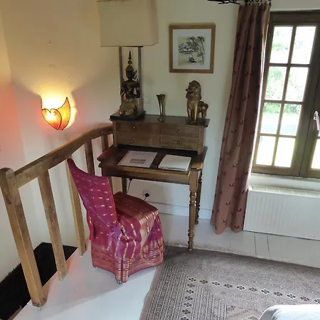 La Cour De Bas B&B 바르네빌카테레