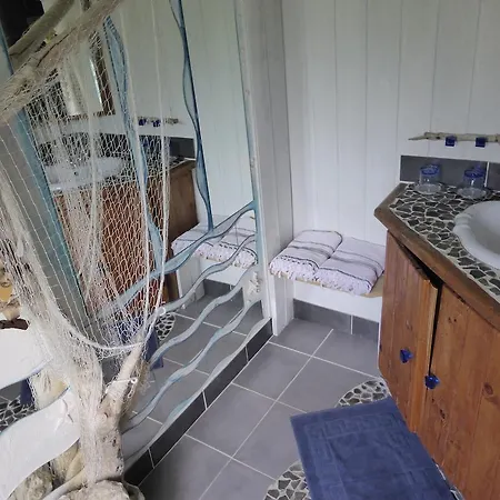 La Cour De Bas B&B
